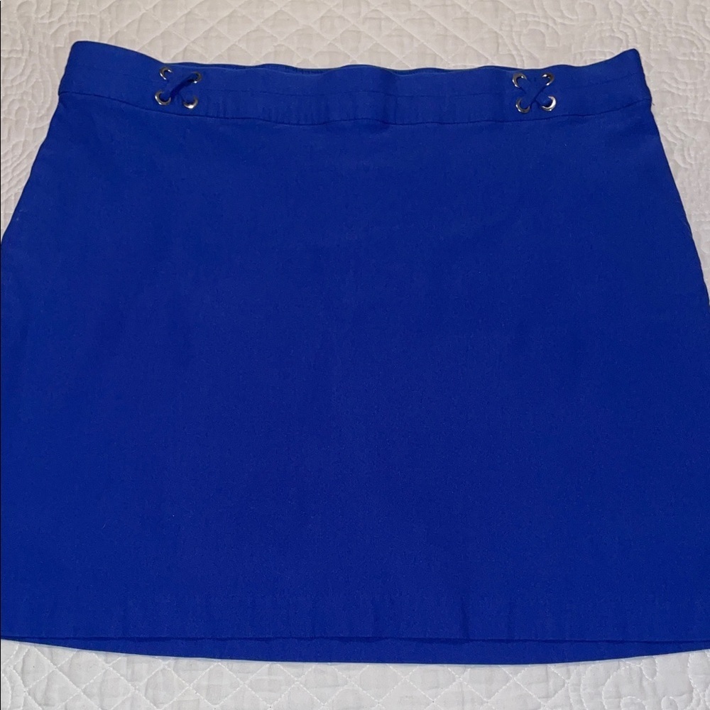 Rafaella Royal Blue Skorts. Stretch. Size XL. Pull on. Golf.